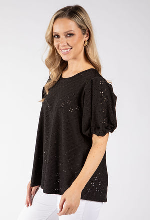 Paca Floral Embroidery Top