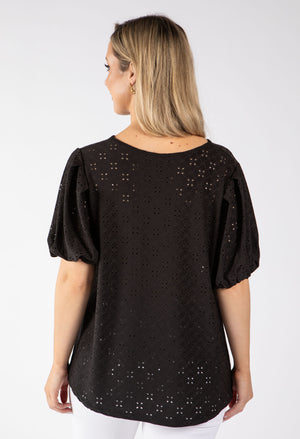 Paca Floral Embroidery Top