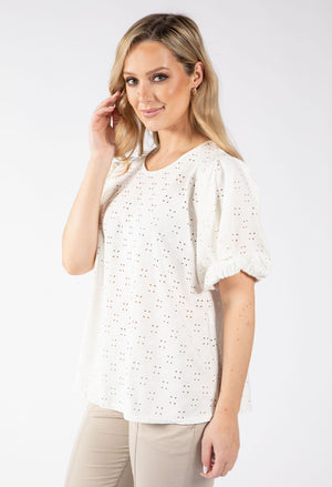Paca Floral Embroidery Top