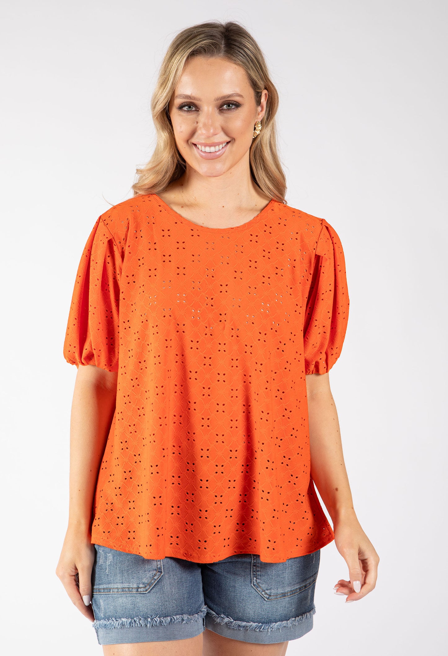 Paca Floral Embroidery Top