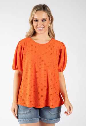 Paca Floral Embroidery Top