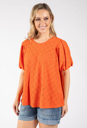 Paca Floral Embroidery Top