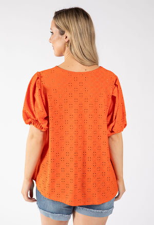 Paca Floral Embroidery Top