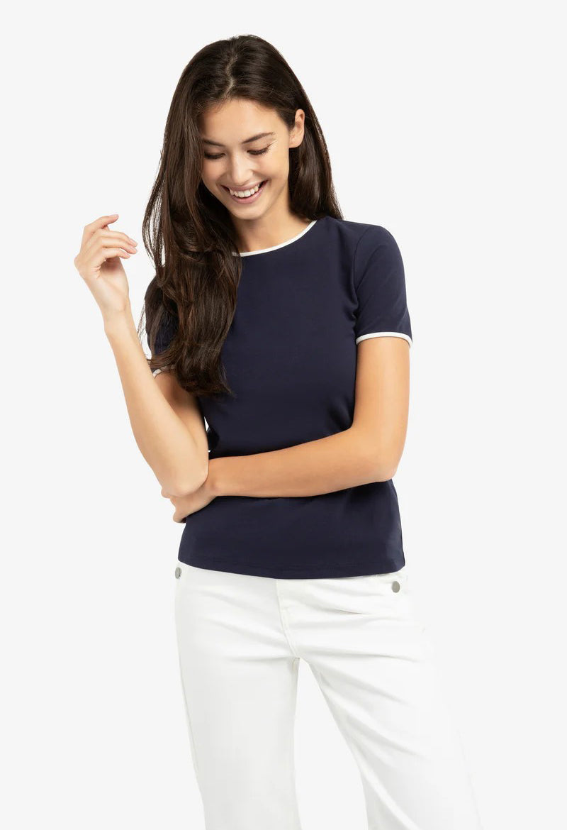 T-shirt with contrasting trim and round neck