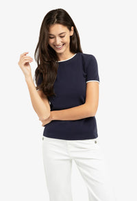 T-shirt with contrasting trim and round neck
