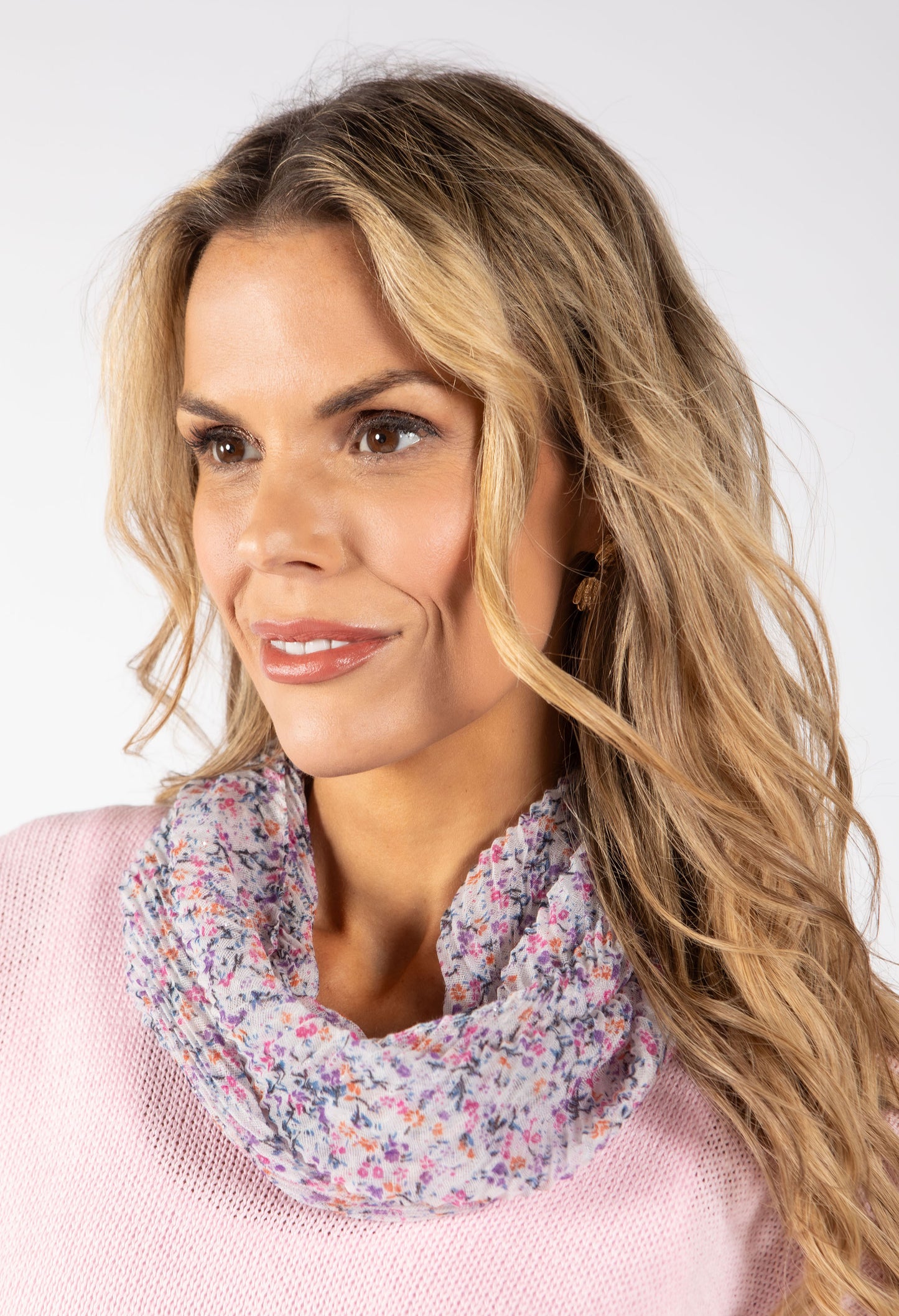 Mini Bloom Magnetic Scarf