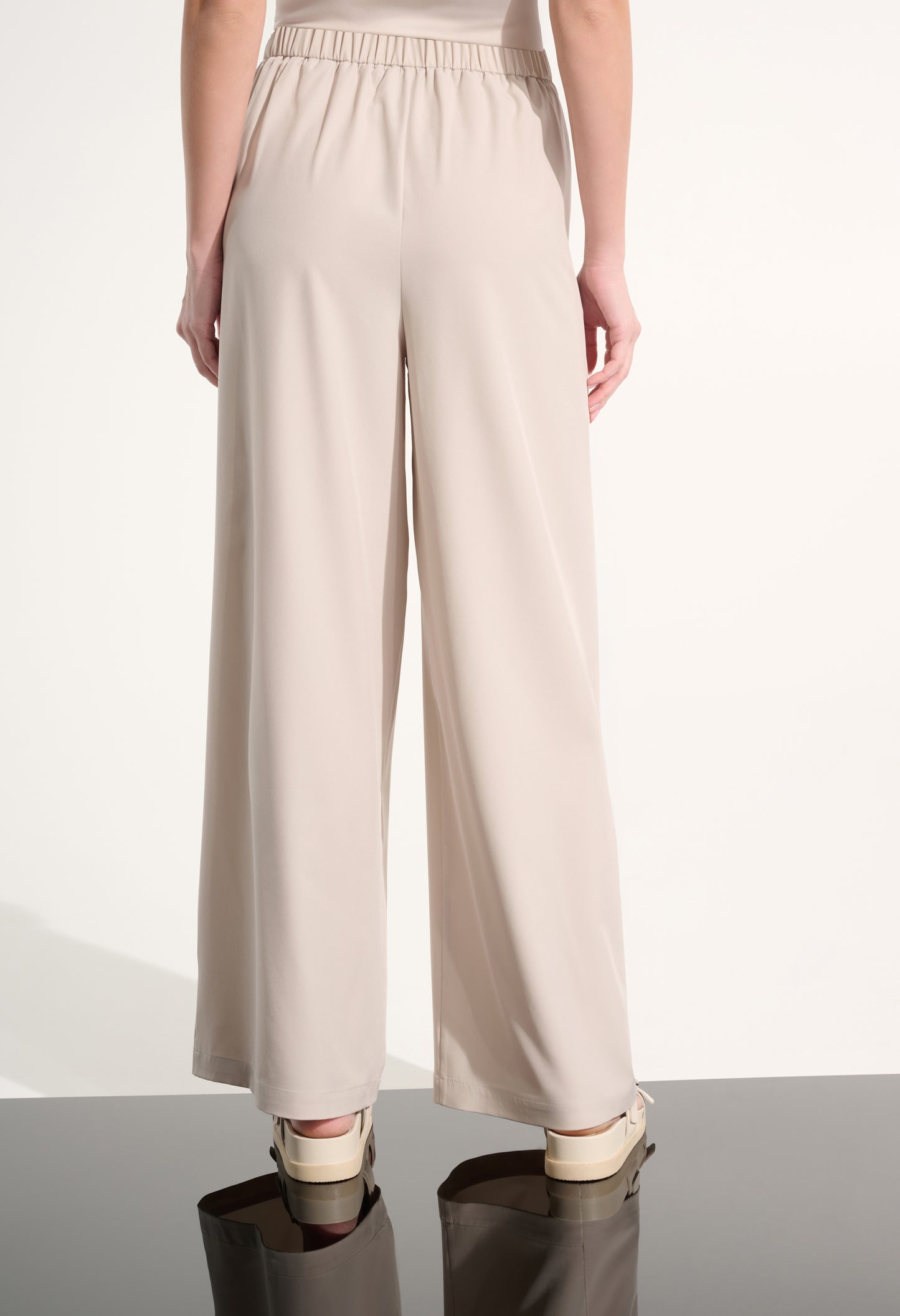 Pull-on Wide Leg Trousers