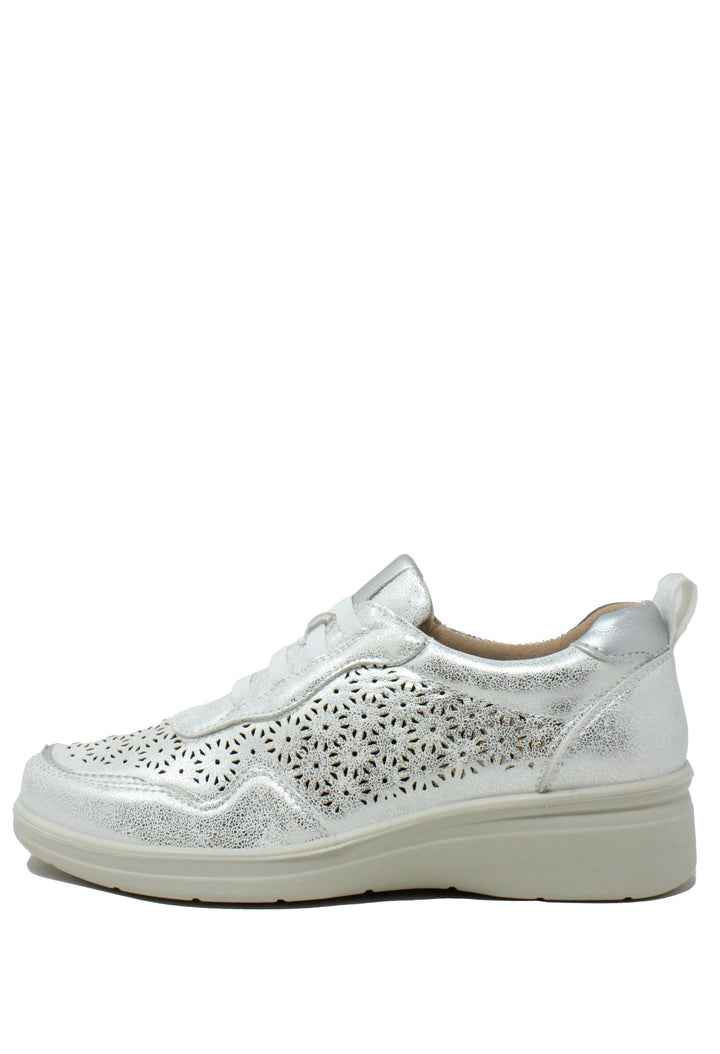 Laser Cut Trainer