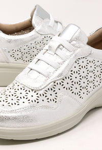 Laser Cut Trainer