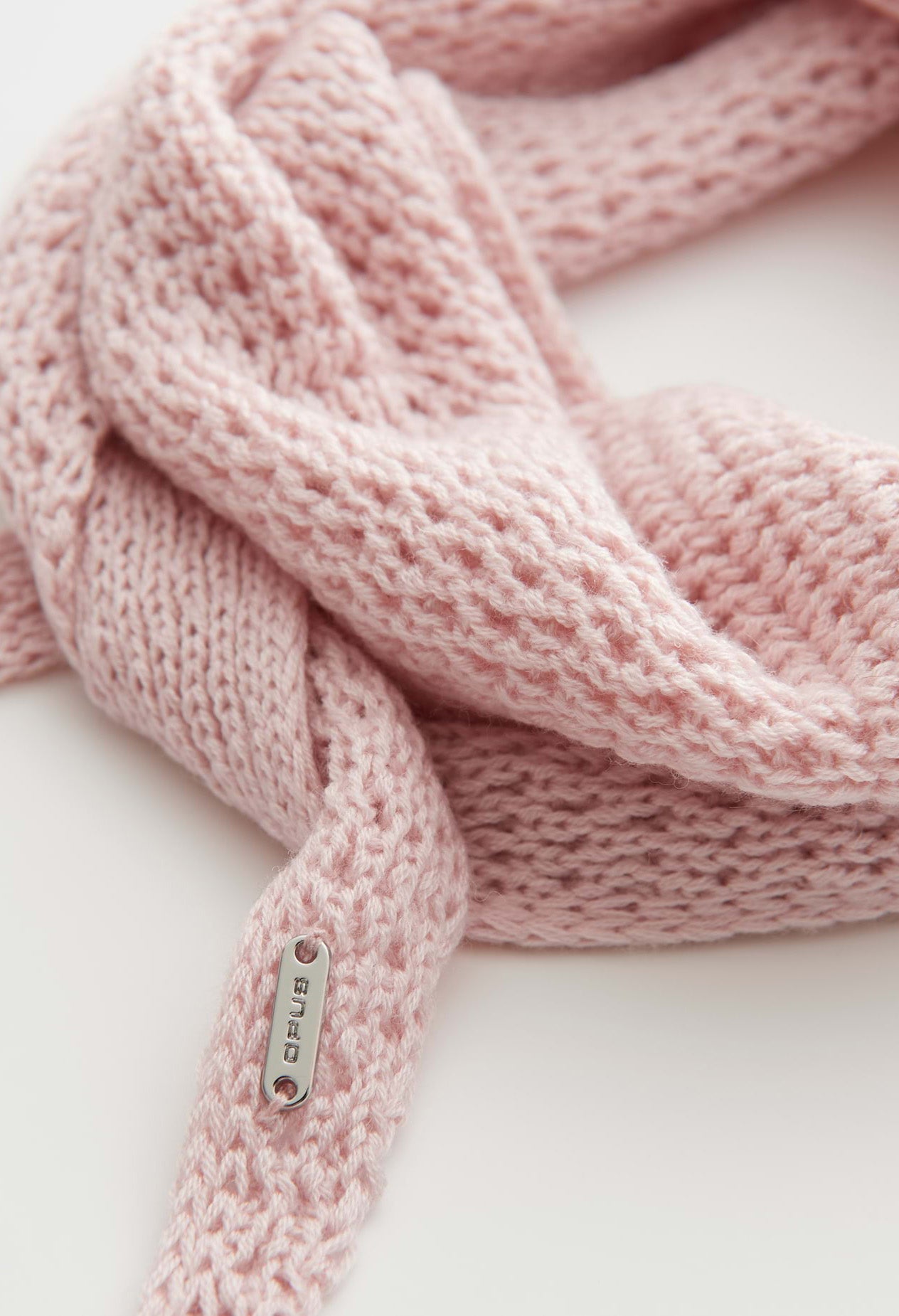Alisie Fine Knit Scarf