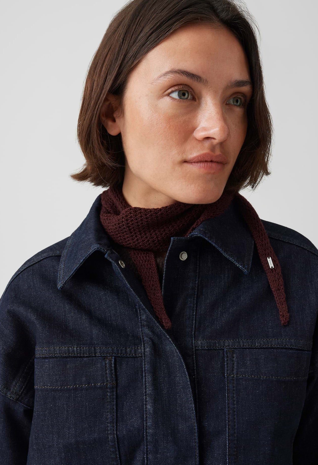 Alisie Fine Knit Scarf