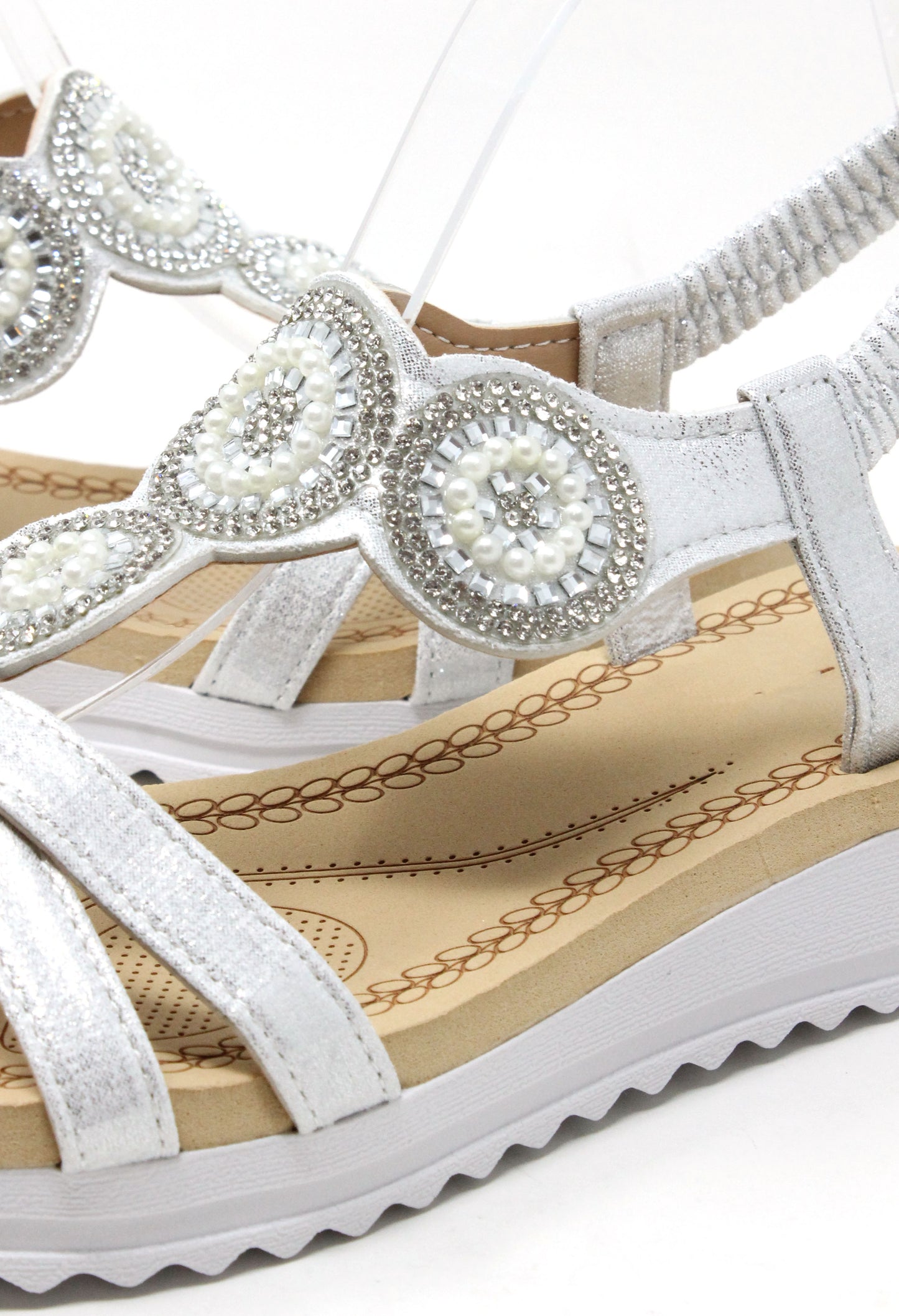Pearl Circle Wedge Sandal
