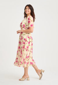 Victoria Angel Sleeve Mesh Midi Curve+ Dress