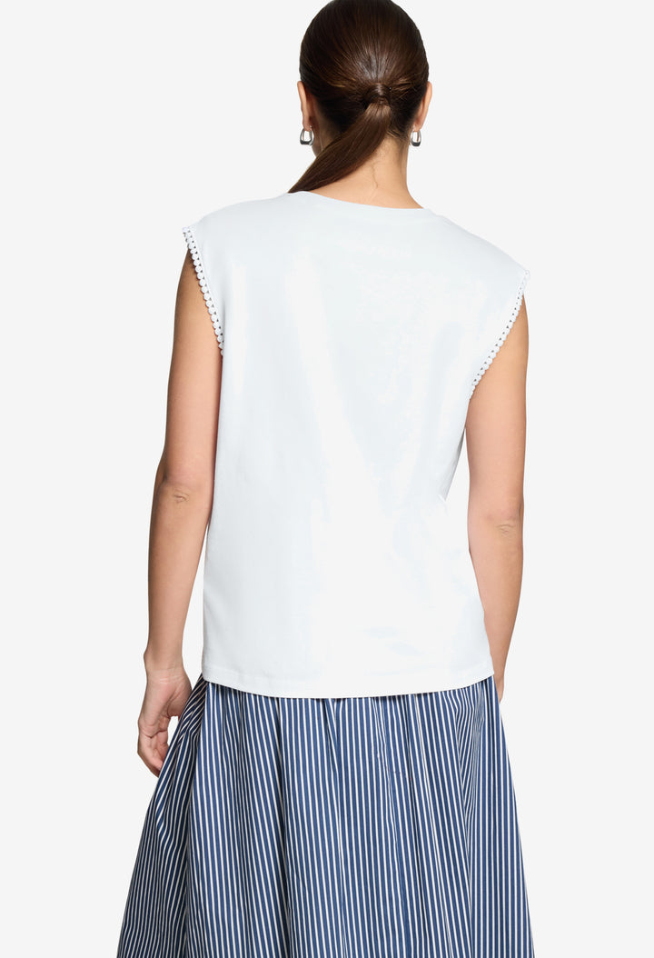Trim Detail Sleeveless Top