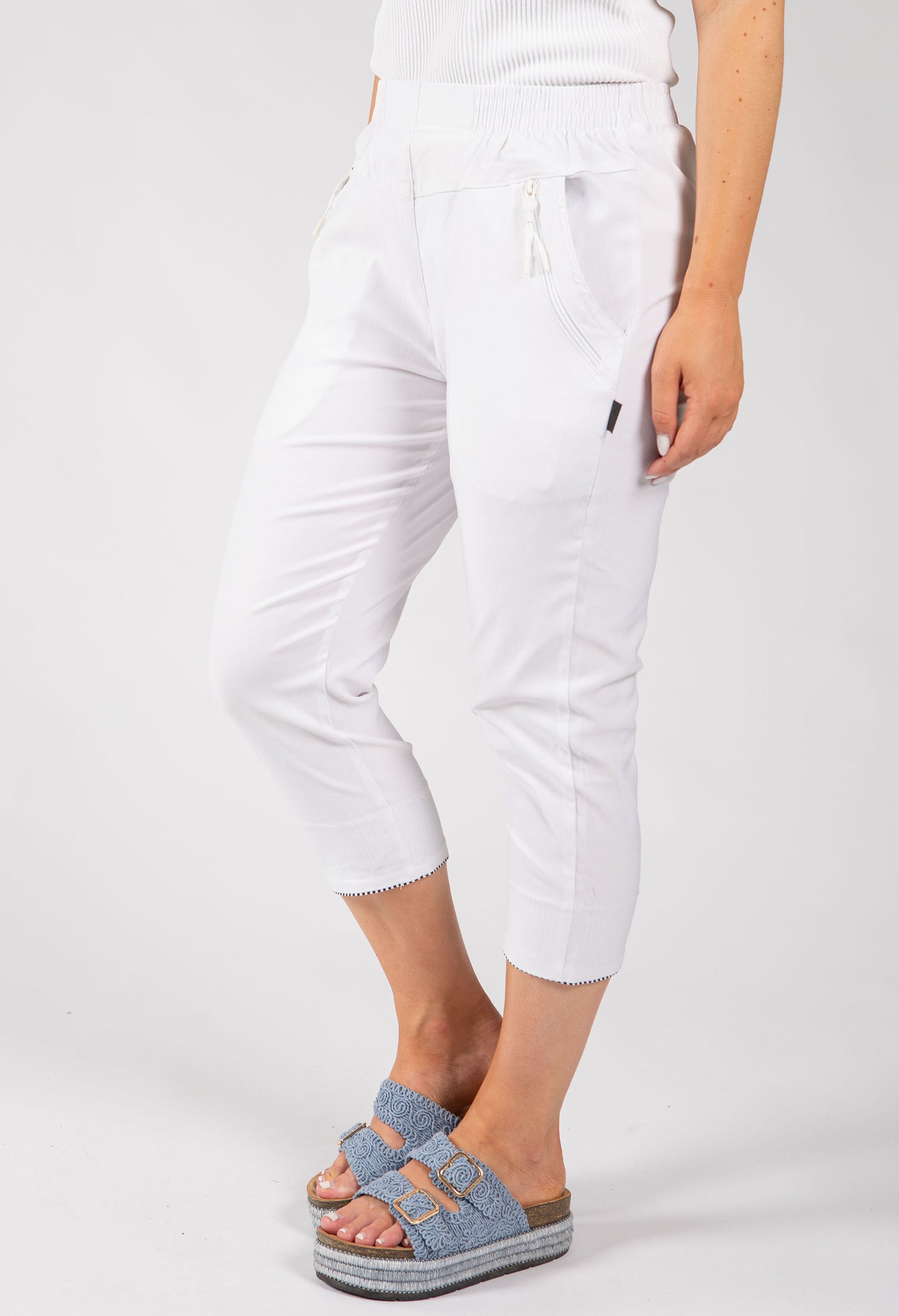 Pull On Capri Trousers