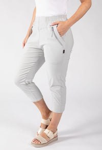 Pull On Capri Trousers