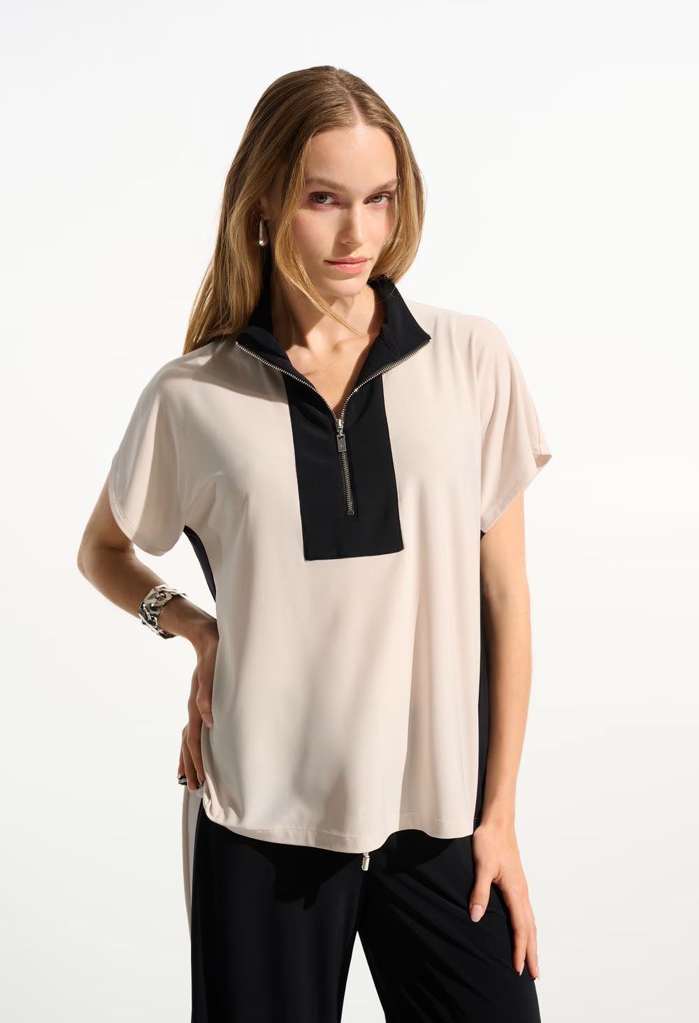 Sporty Zipper Top