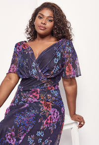 Isabelle Curve+ Float Sleeve Maxi Dress