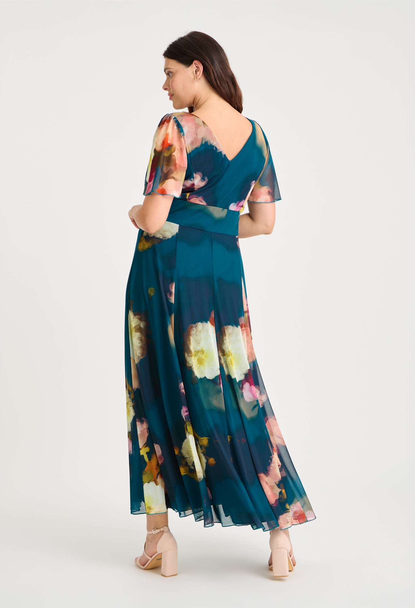 Isabelle Curve+ Float Sleeve Maxi Dress