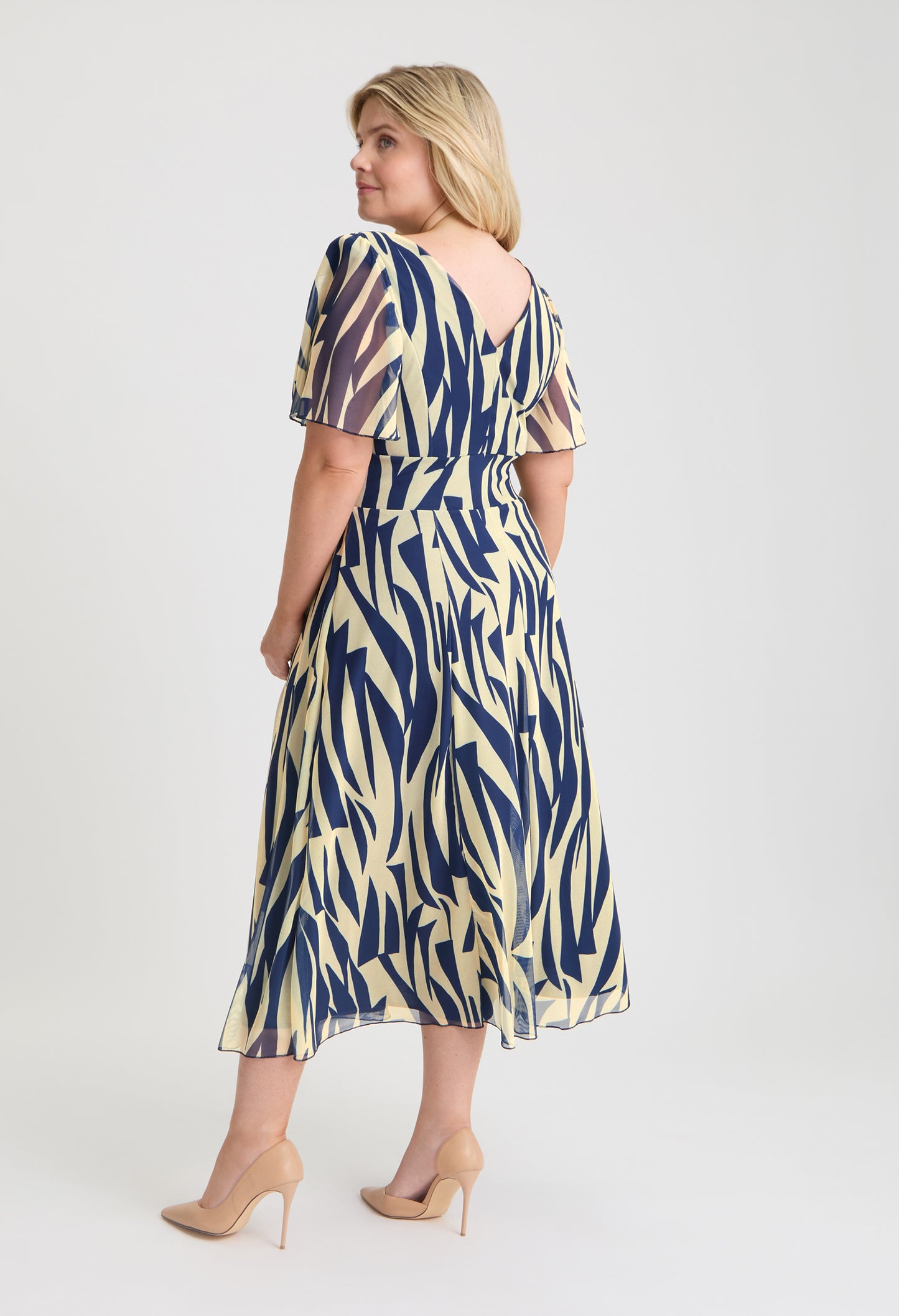 Victoria Angel Sleeve Mesh Midi Curve+ Dress