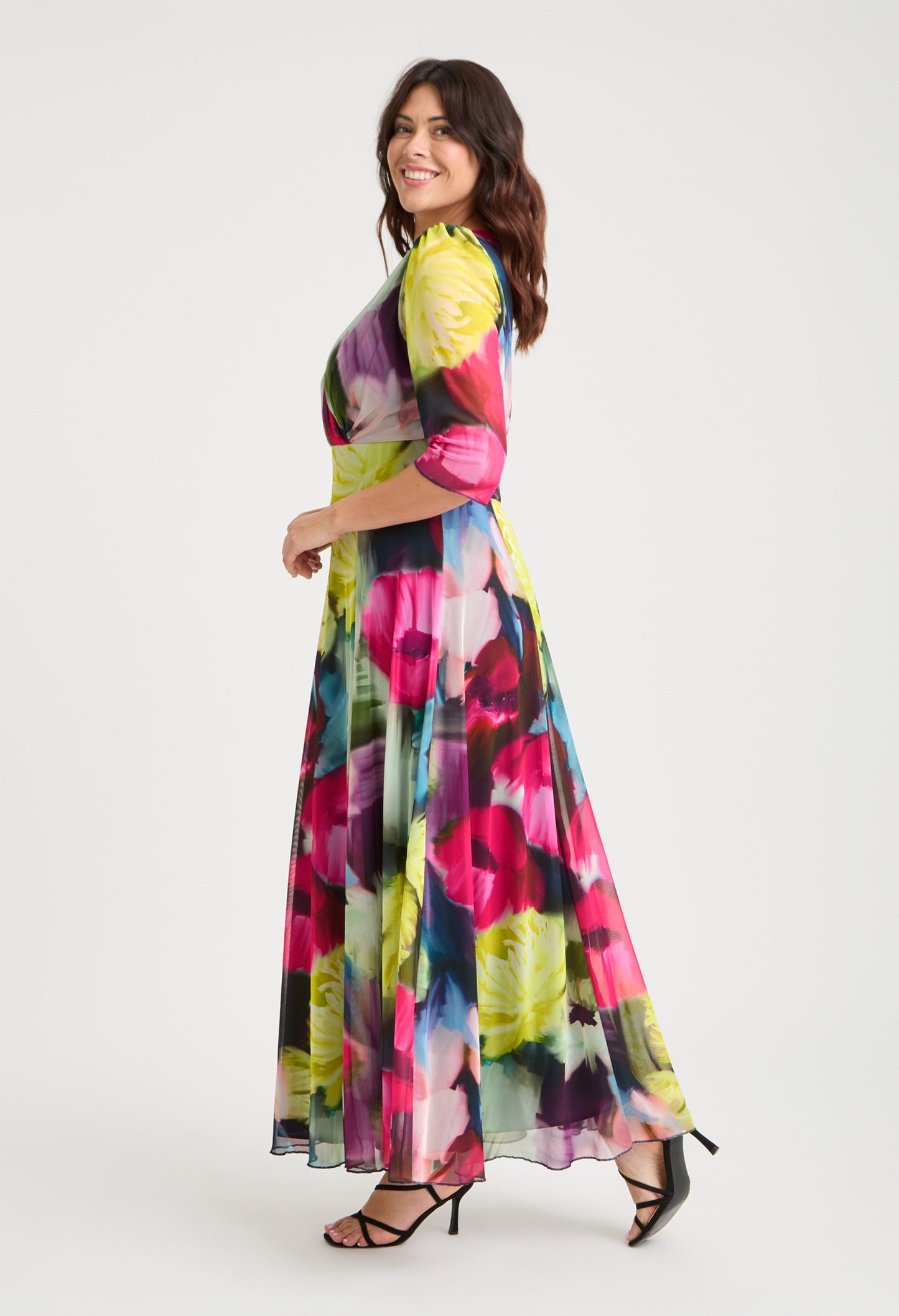 Verity Curve+ Maxi Dress