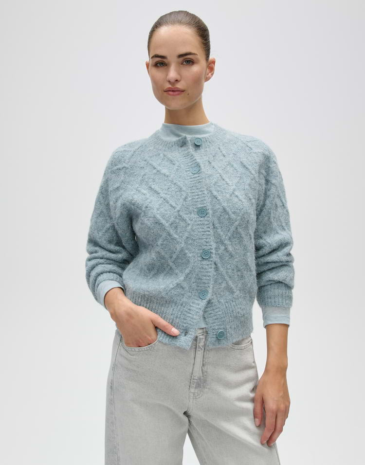 Dable Cardigan With Cable-Knit Pattern