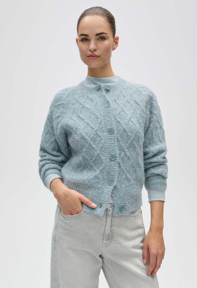 Dable Cardigan With Cable-Knit Pattern – Pamela Scott