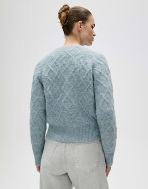 Dable Cardigan With Cable-Knit Pattern