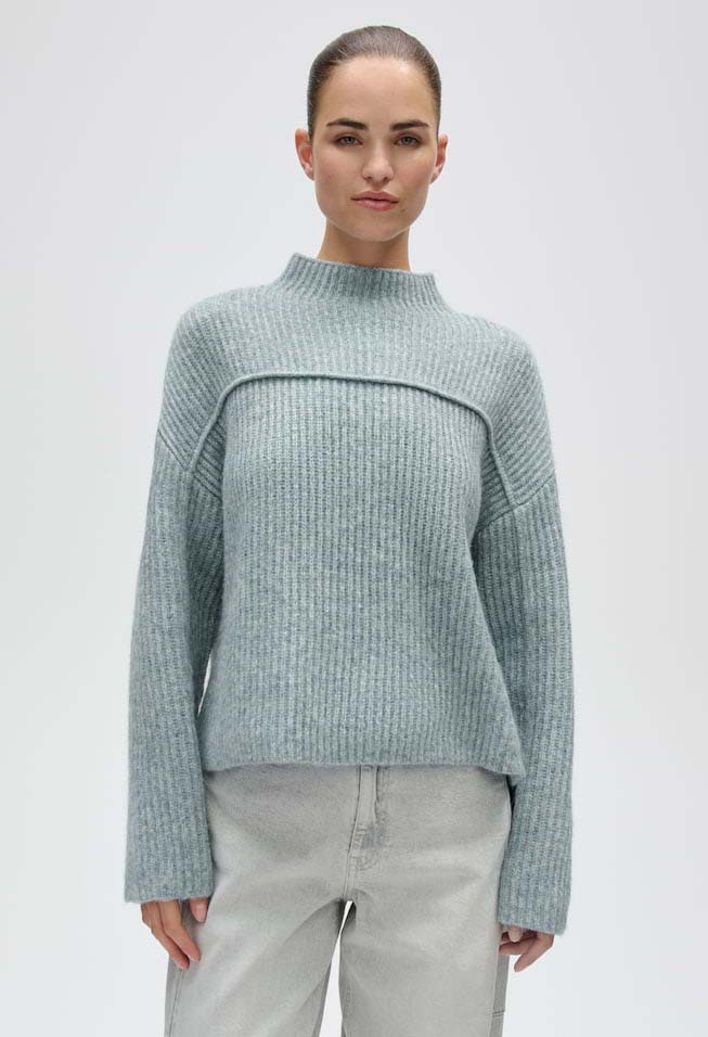 Poffa Ribbed Jumper