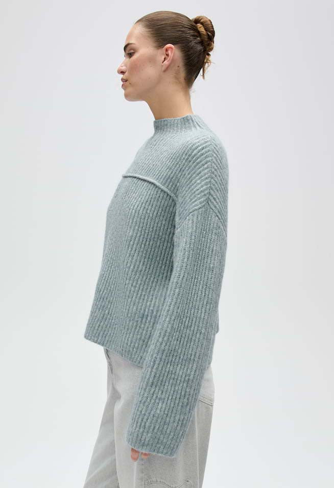 Poffa Ribbed Jumper