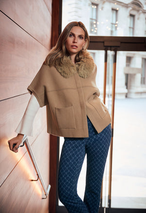 Short Cape With Fur Collar