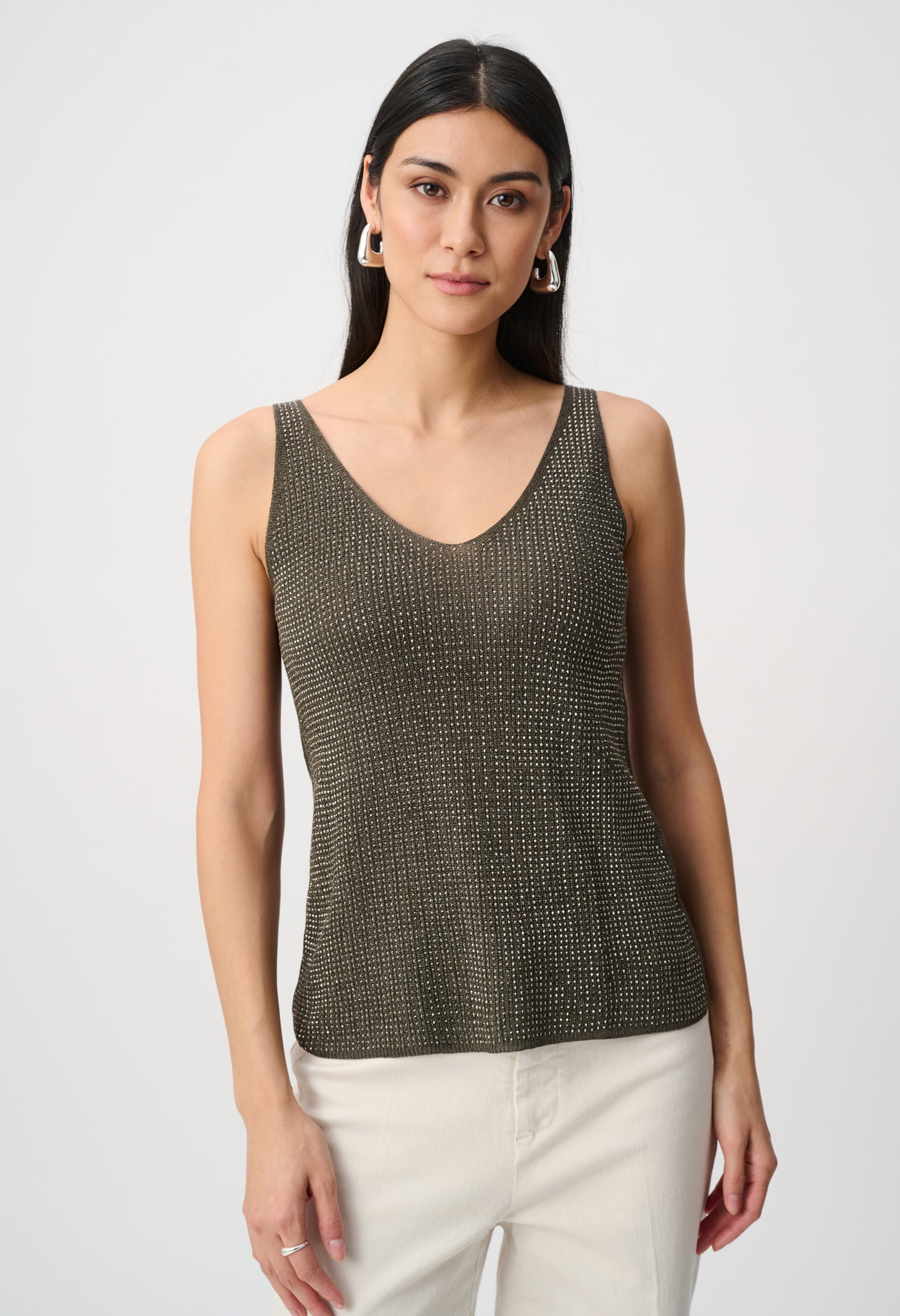V-neck Sleeveless Pullover