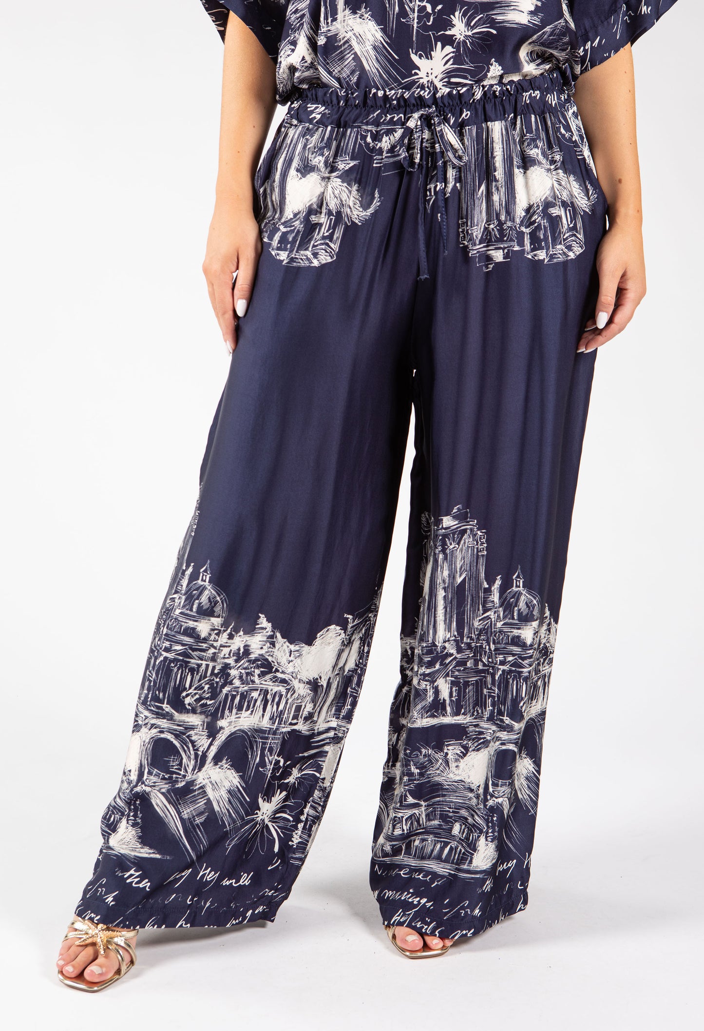 Scenic Print Wide Leg Trousers