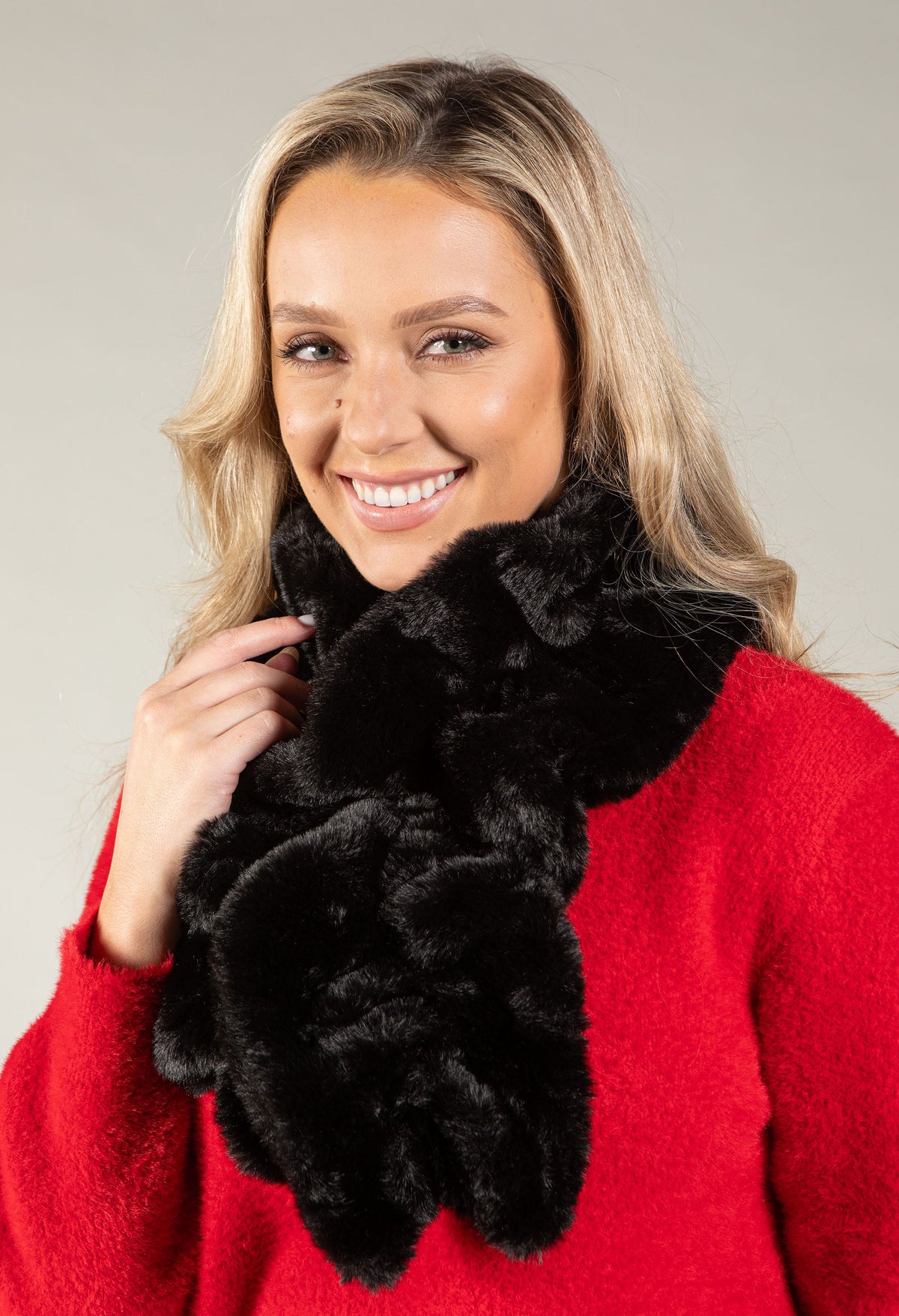 Faux Fur Textured Scarf