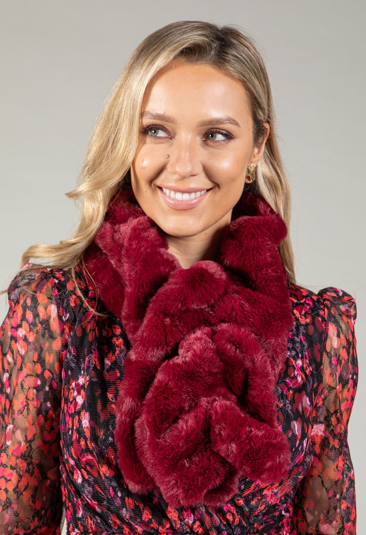 Faux Fur Textured Scarf