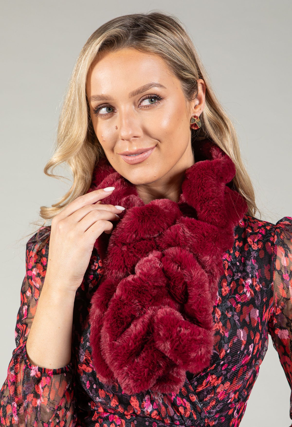 Faux Fur Textured Scarf