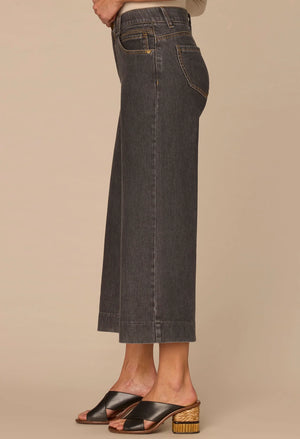 "Ab"solution Cropped Wide Leg Jeans