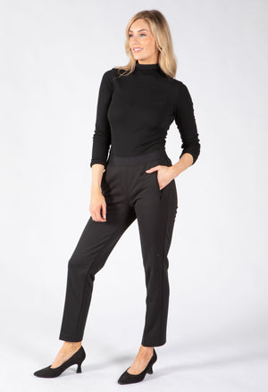 Angelika Slim Fit Legging