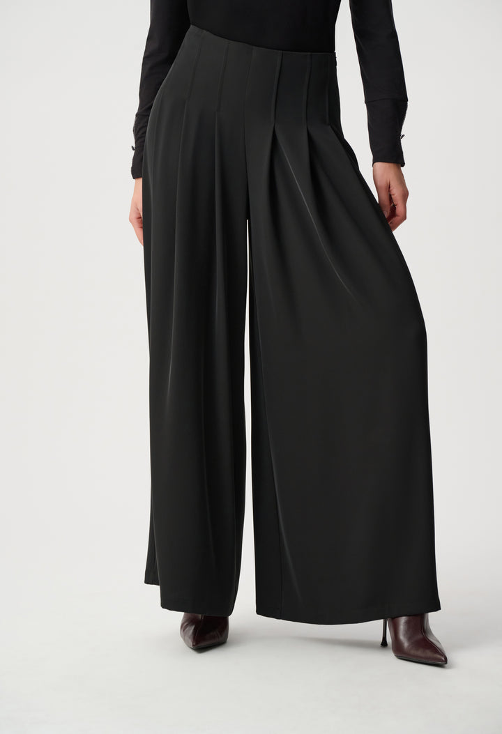 Full-length Pleated Trousers