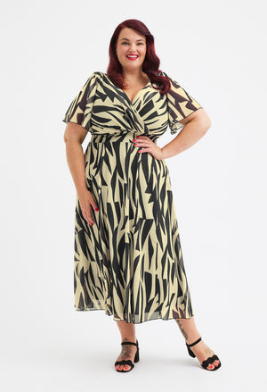 Victoria Angel Sleeve Mesh Midi Curve+ Dress