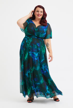Isabelle Curve+ Float Sleeve Maxi Dress