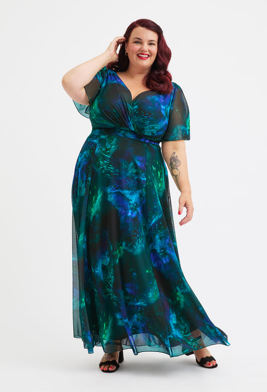 Isabelle Curve+ Float Sleeve Maxi Dress