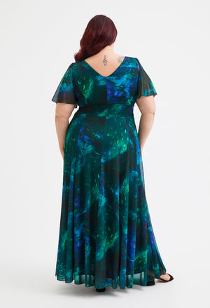 Isabelle Curve+ Float Sleeve Maxi Dress