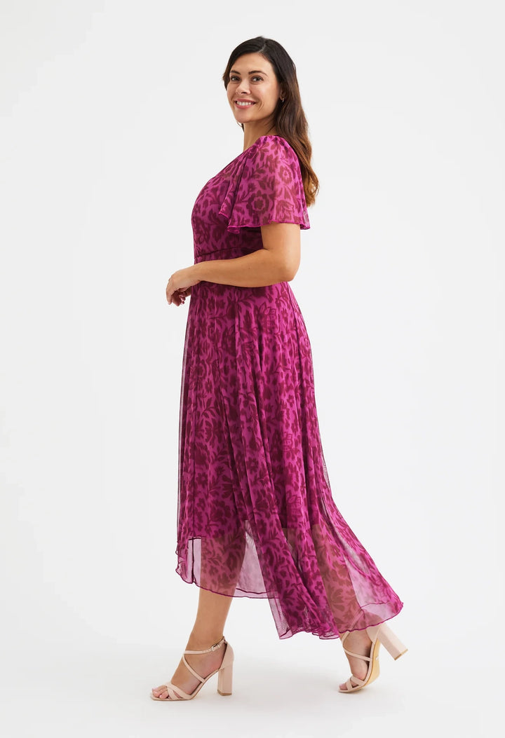 Tilly Angel Sleeve V-Neck Curve+ Dress