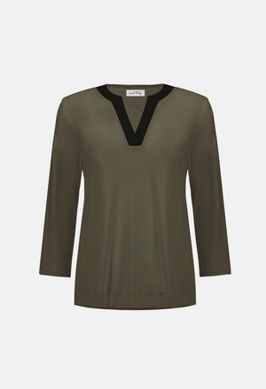 Contrast V-Neck Top