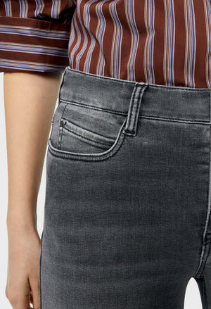 Dream Wide Authentic Jeans