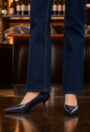 Curved Court Heel