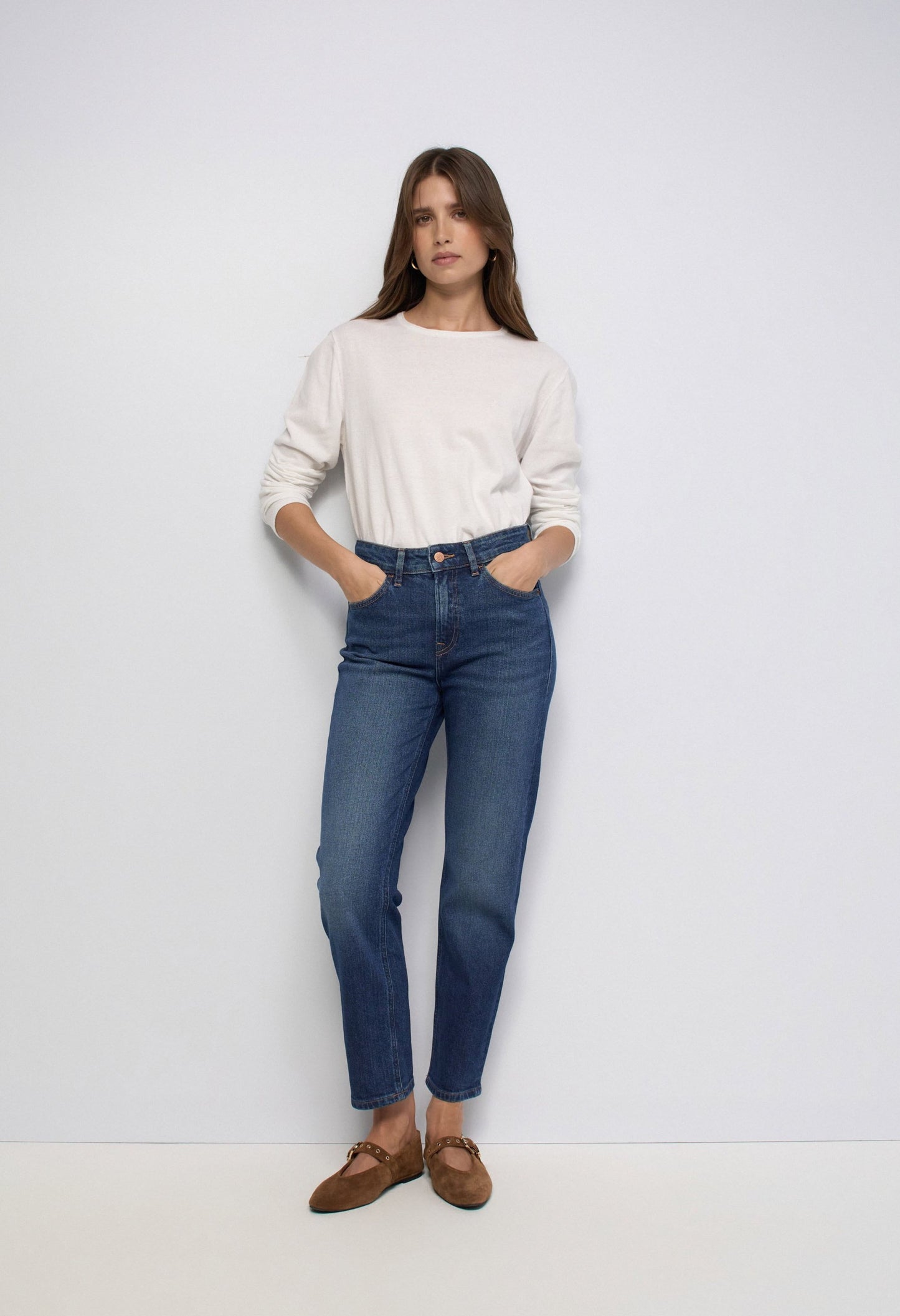 True Cropped Slim Jeans