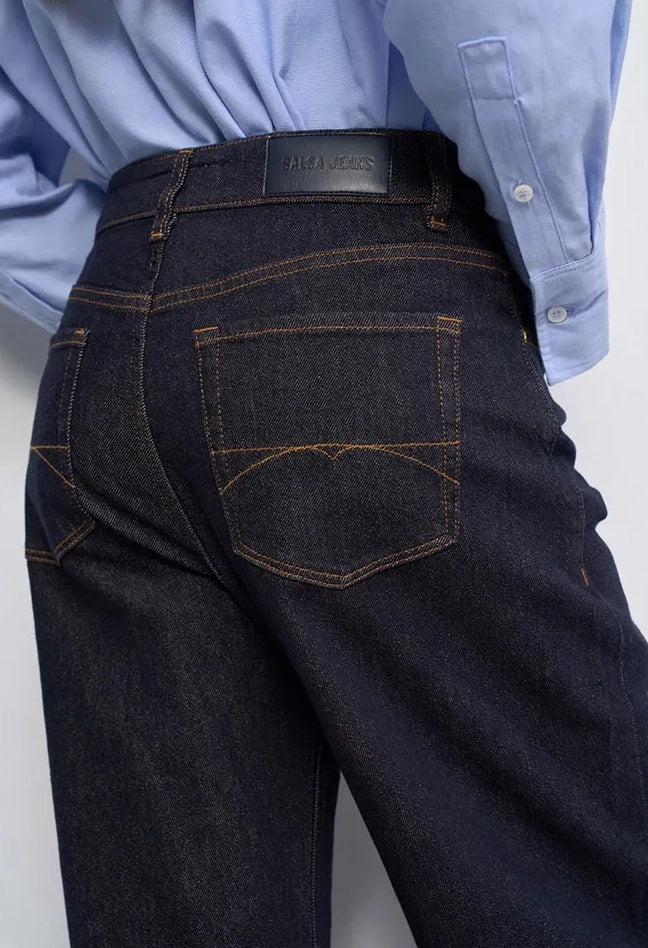 Barrel Fit Jeans