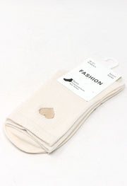 socks with heart design
